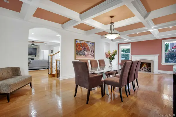 5 Boulevard, Malba, NY 11357