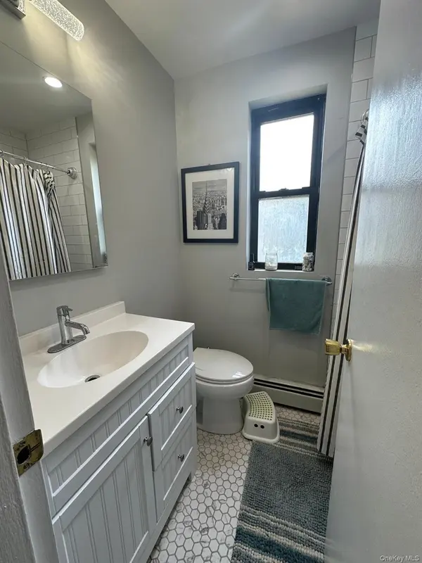 5 Oakdale MNR #B14, Suffern, NY 10901