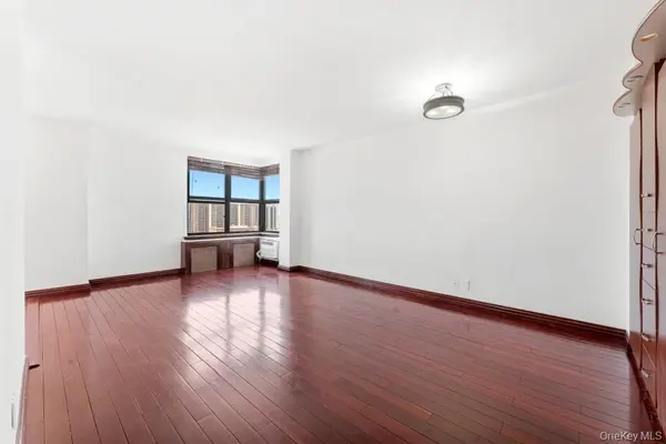 40 Brighton 1st RD #15M, Brooklyn, NY 11235