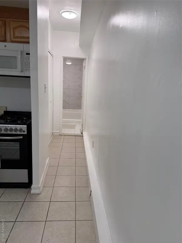 87-14 57th RD #Prof C, Elmhurst, NY 11373