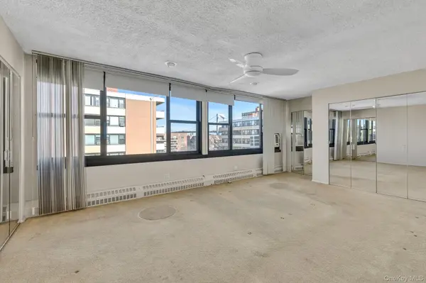 162-11 9th #7B, Beechhurst, NY 11357