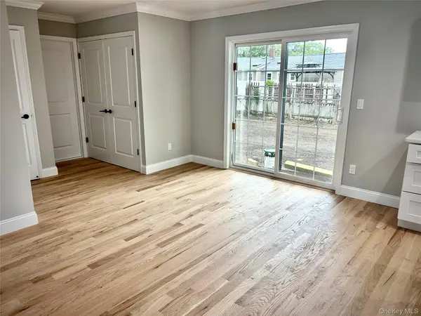 20 10th ST, Ronkonkoma, NY 11779