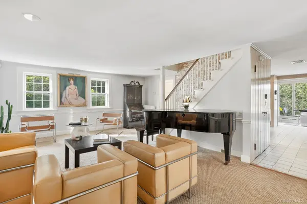 162 Kirby LN, Rye, NY 10580