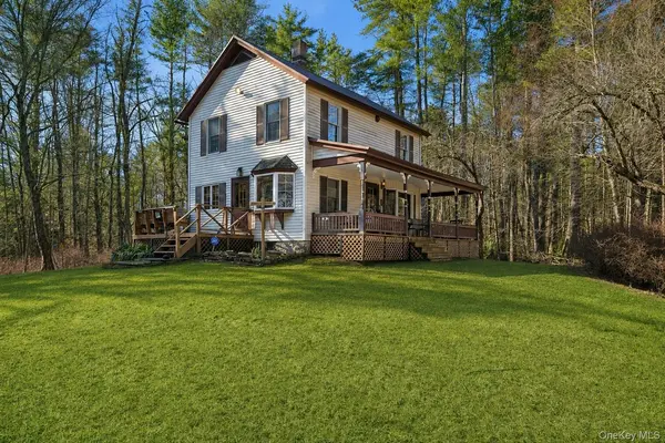 37 Nober Strunk RD, Narrowsburg, NY 12764