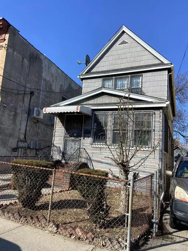8621 59th AVE, Elmhurst, NY 11373