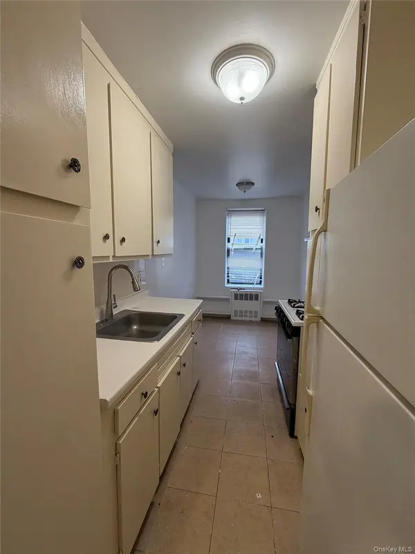92-29 Lamont Avenue #1B, Elmhurst, NY 11373