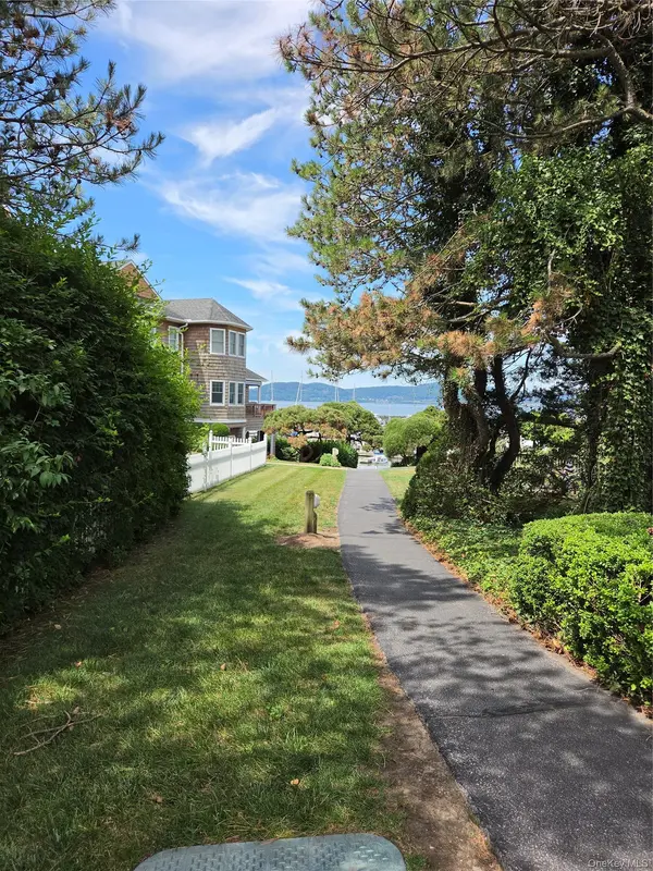 F-15 Half Moon Bay Marina, Croton-on-hudson, NY 10520