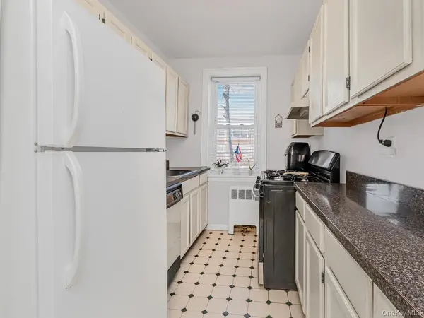 1549 Central Park AVE #G4, Yonkers, NY 10710