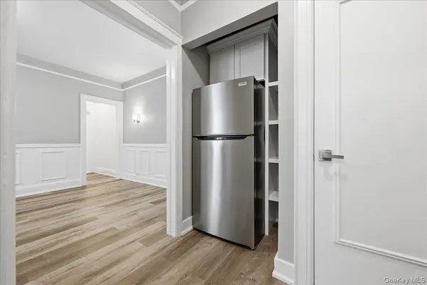222 7th ST #1K, Garden City, NY 11530
