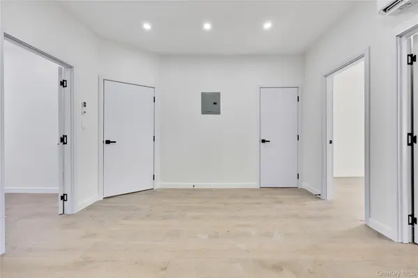 962 east 221 ST, Bronx, NY 10469