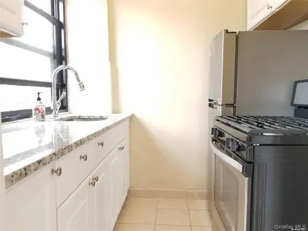 98-26 64th AVE #6J, Rego Park, NY 11374