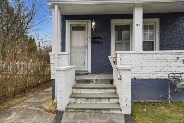 97 Maple ST, Newburgh, NY 12550