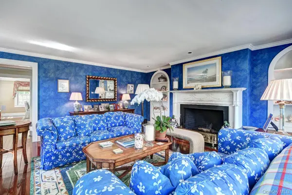 10 Jones RD, East Hampton, NY 11937