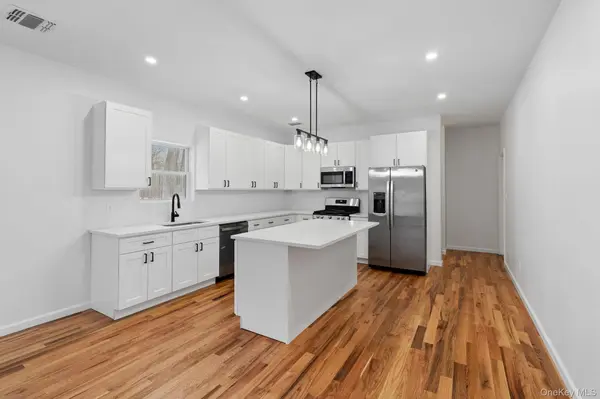 28 Northern AVE, Walden, NY 12586