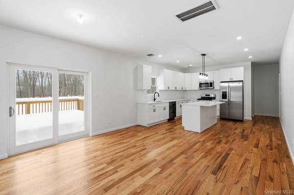 30 Northern AVE, Walden, NY 12586