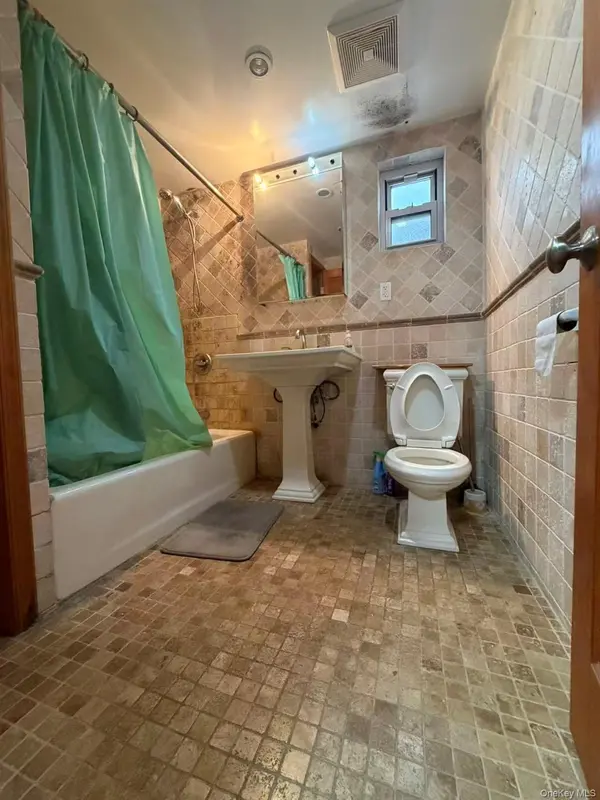 3810 Neptune AVE, Brooklyn, NY 11224