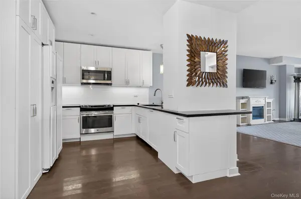 433 Main ST #103, Port Washington, NY 11050