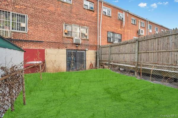 1034 Hendrix ST, Brooklyn, NY 11207