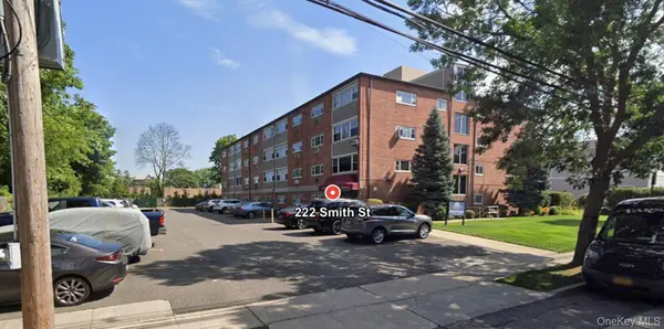 222 Smith ST #4F, Freeport, NY 11520