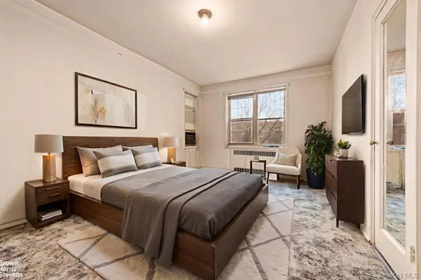 77-14 113th ST #3O, Forest Hills, NY 11375