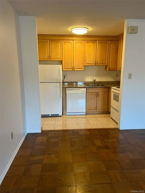 1840 Crompond RD #9B7, Peekskill, NY 10566