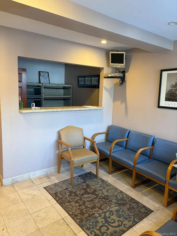 3014 31st AVE, Astoria, NY 11106