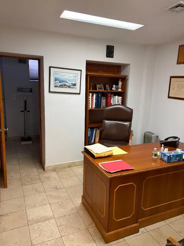 3014 31st AVE, Astoria, NY 11106