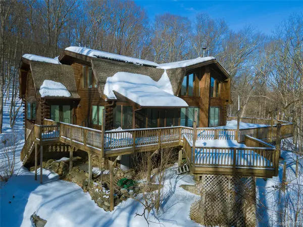 1644 Lakes RD, Greenwood Lake, NY 10950