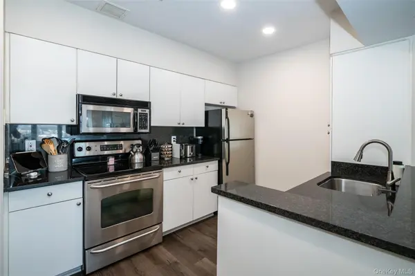 100 New Roc City Place #405, New Rochelle, NY 10801