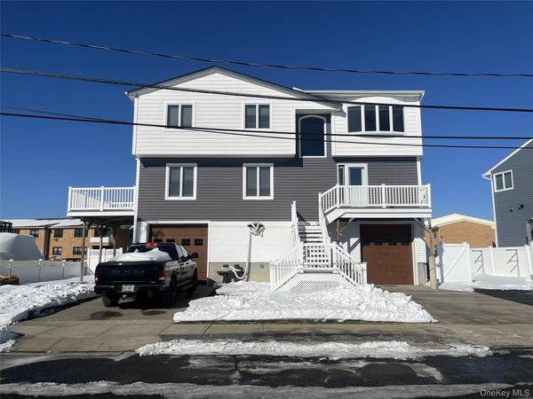 50 Florence AVE, Freeport, NY 11520