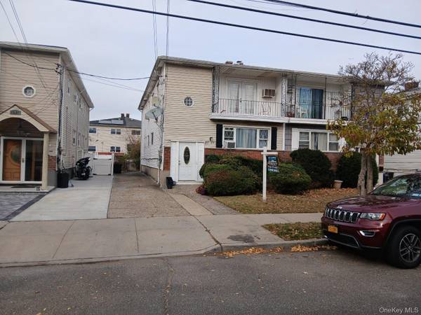 255-29 149th RD, Rosedale, NY 11422