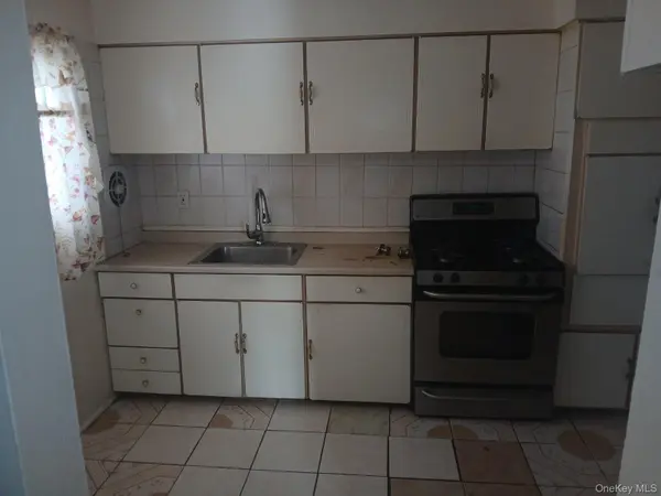 255-29 149th RD, Rosedale, NY 11422
