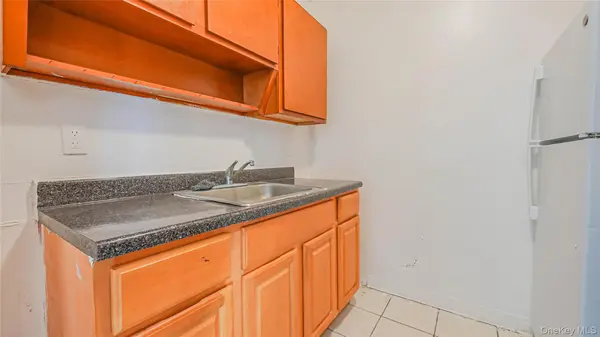 381 E 152nd ST, Bronx, NY 10455