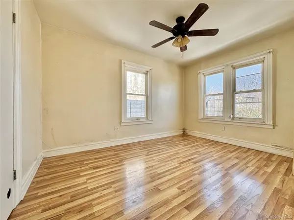 11527 122nd ST, South Ozone Park, NY 11420
