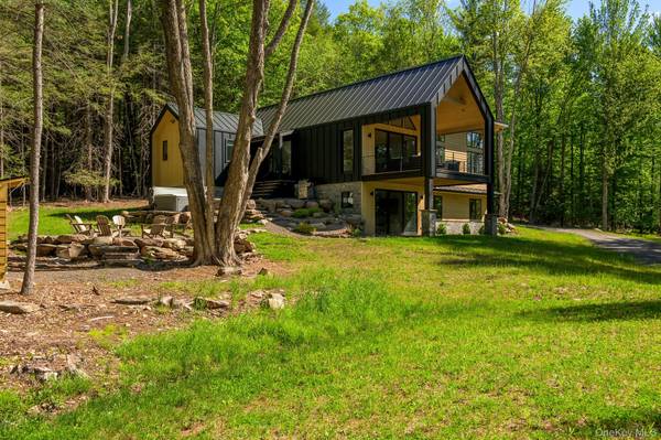 31 Windham Farms RD, Windham, NY 12496