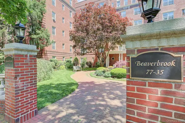 77-35 113th ST #1H, Forest Hills, NY 11375