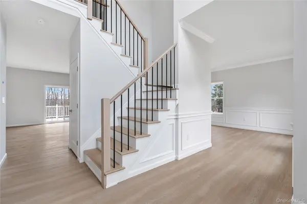 346 Old Hopewell RD, Wappingers Falls, NY 12590