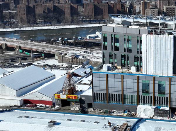 2520 Park AVE, Bronx, NY 10451