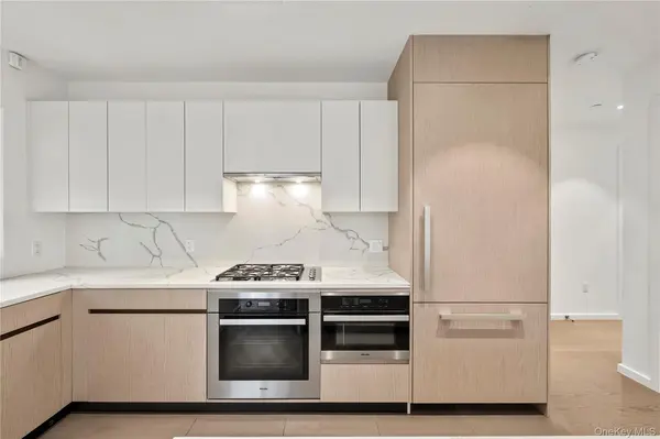 13327 39th AVE #3H, Flushing, NY 11354