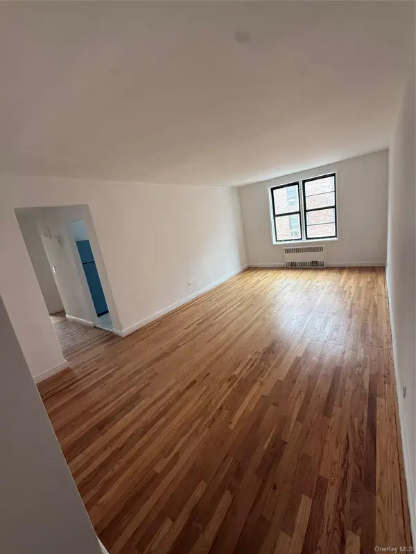 103-25 68th AVE #6G, Forest Hills, NY 11375