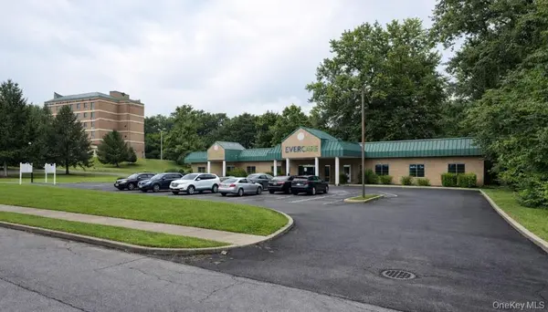 31 Cerone PL, Newburgh, NY 12550