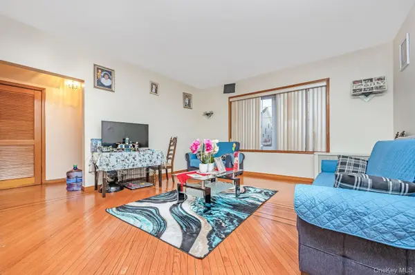42-28 159th ST, Flushing, NY 11358