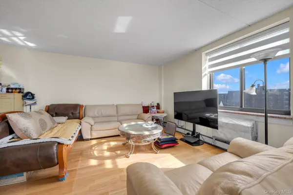 14477 Roosevelt AVE #5C, Flushing, NY 11354