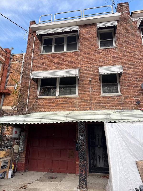 841 E 216th ST, Bronx, NY 10467