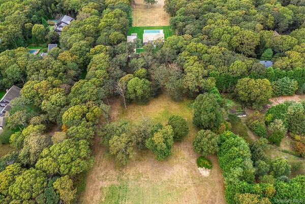 43 Briarcroft DR, East Hampton, NY 11937