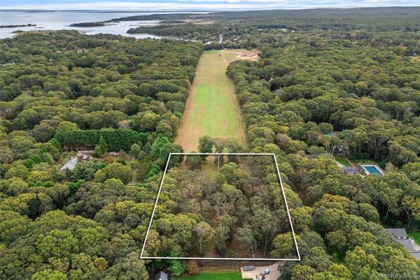43 Briarcroft DR, East Hampton, NY 11937