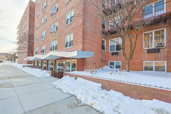 3420 Parsons BLVD #3G, Flushing, NY 11354