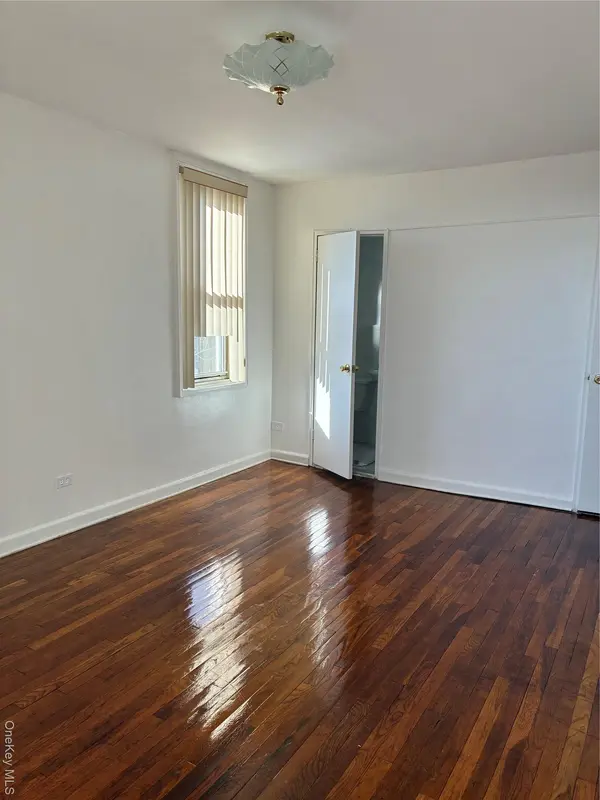 1430 Thieriot AVE #5L, Bronx, NY 10460
