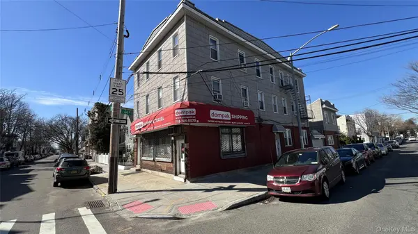 6165 56th RD, Maspeth, NY 11378