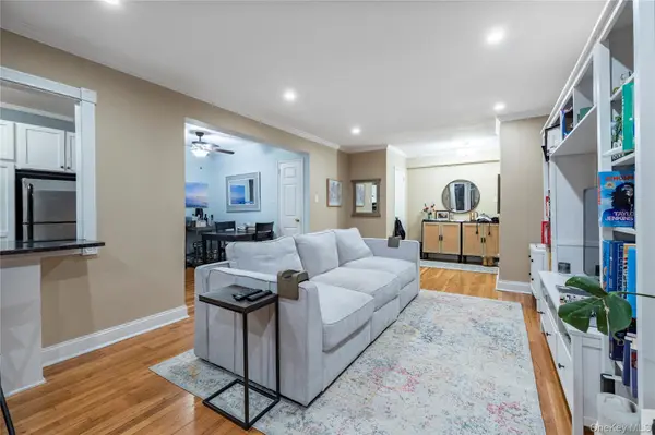 1 Jefferson AVE #A12, Rockville Centre, NY 11570